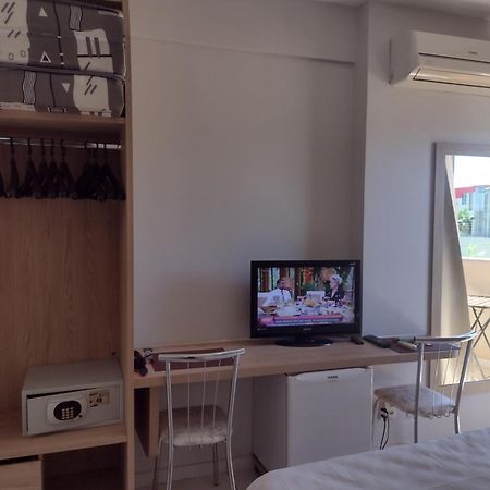 Aparthotel Golden Dolphin Express Caldas Novas Exterior foto