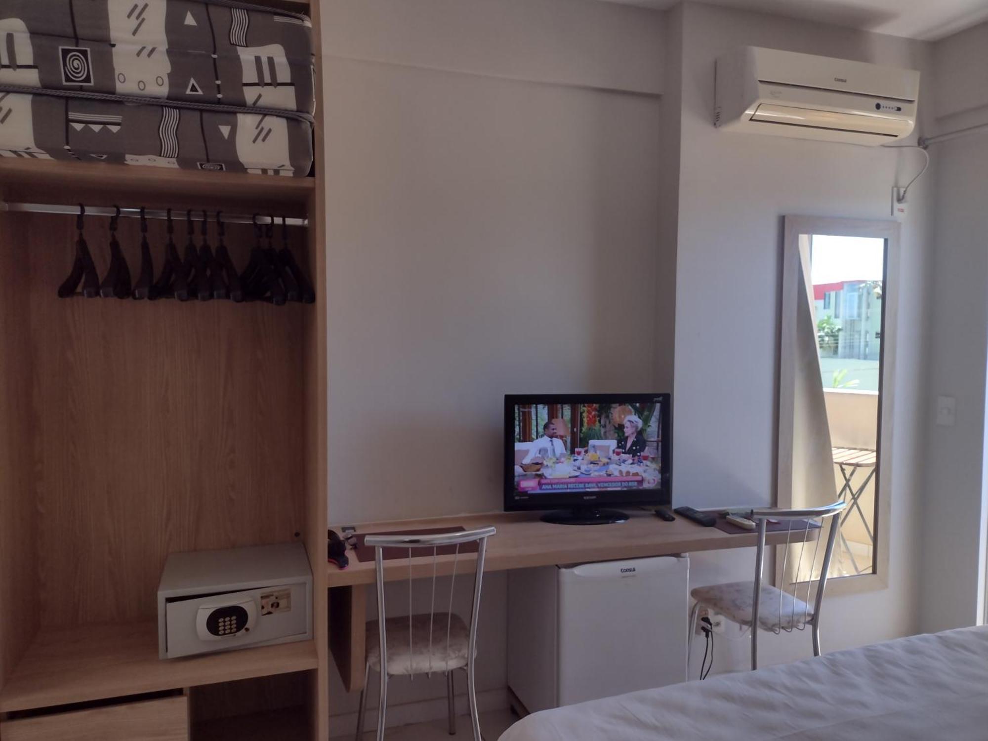 Aparthotel Golden Dolphin Express Caldas Novas Exterior foto